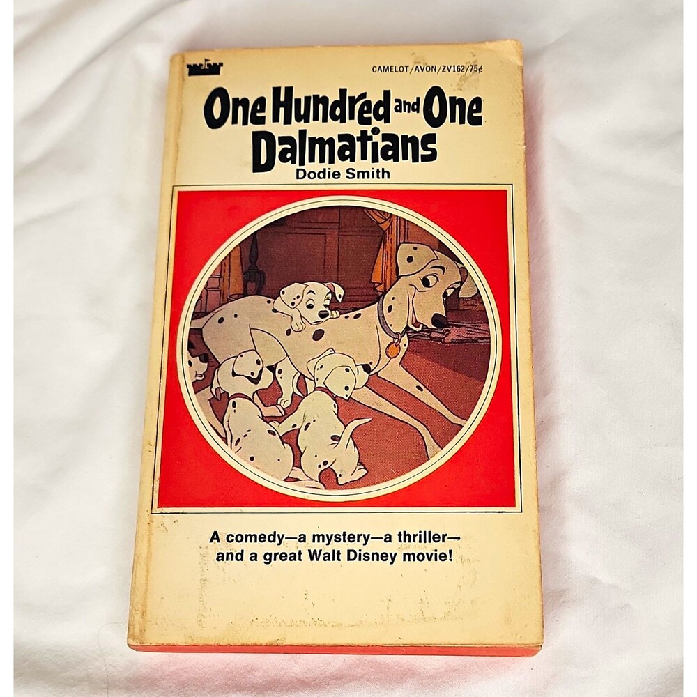 Avon Camelot 101 Dalmatians Dodie Smith Paperback Disney Movie Tie-In 1969